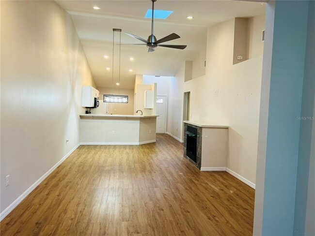 Building Photo - 5440 Rosewall Cir