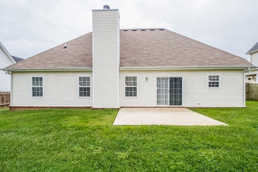 Building Photo - 1452 Colyn Avenue