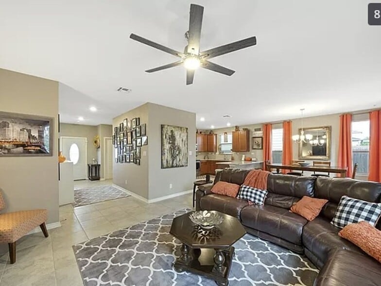 Building Photo - 4502 Adanac Ct