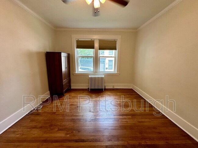 Building Photo - 1101 Linden Pl