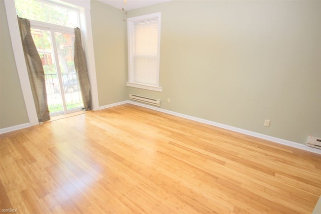 Building Photo - 334 Melwood Ave