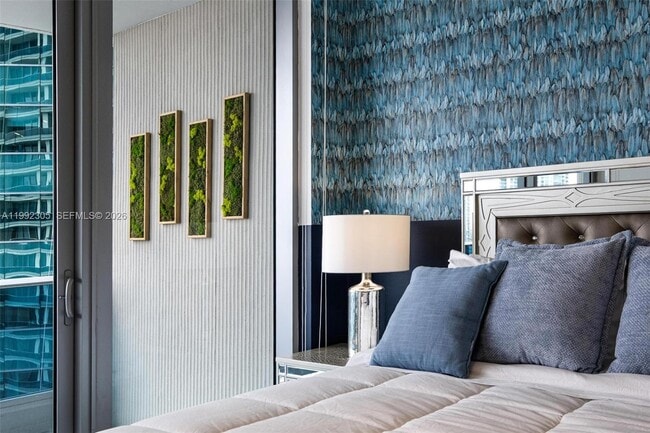 Building Photo - 200 Biscayne Blvd Way