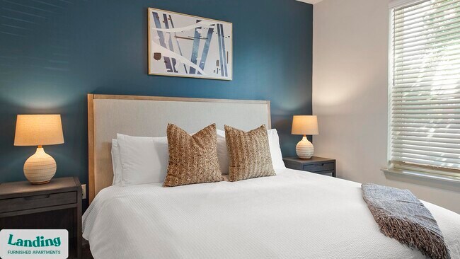 Building Photo - 5025 Wembley Central Ln