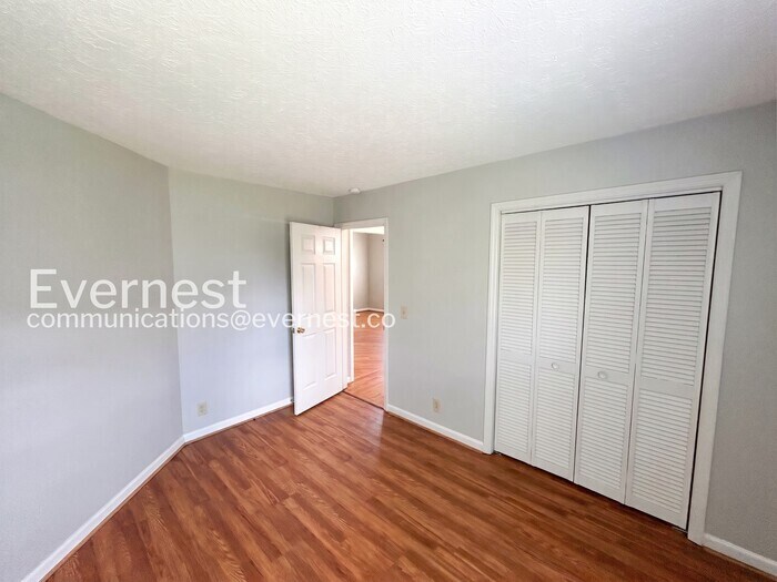 Building Photo - 1540 Stone Hill Rd