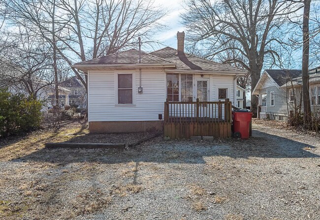 Building Photo - 711 E Normal St