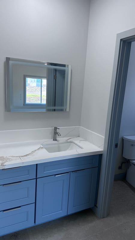 Building Photo - 1350 Kahoma St