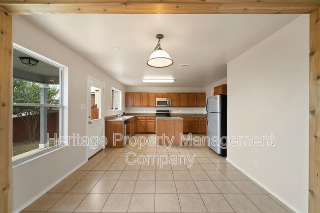 Building Photo - 3815 Mahogany Cove