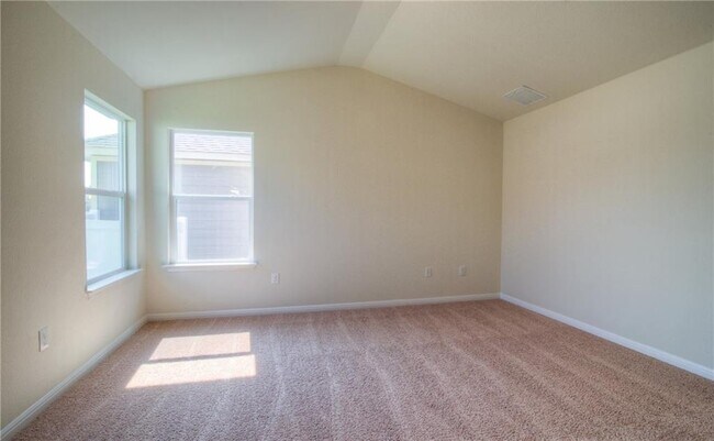 Building Photo - 1120 Badlands Dr