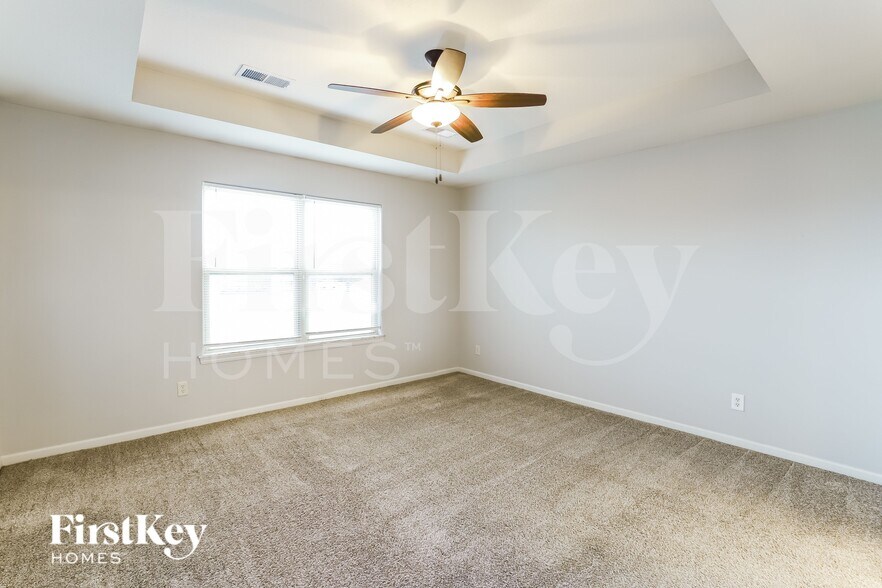 Building Photo - 11109 Highview Rd