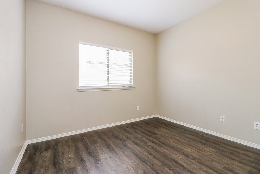 Building Photo - 408 Lead Creek Dr