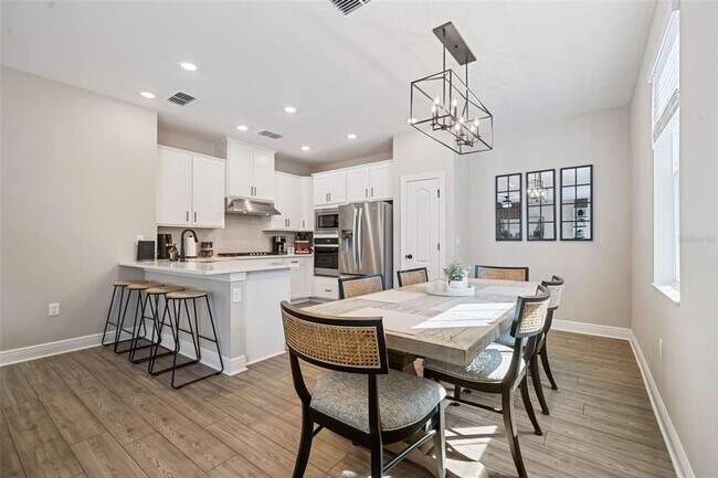 Building Photo - 7796 Somersworth Dr