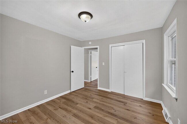 Building Photo - 1597 E 230th St