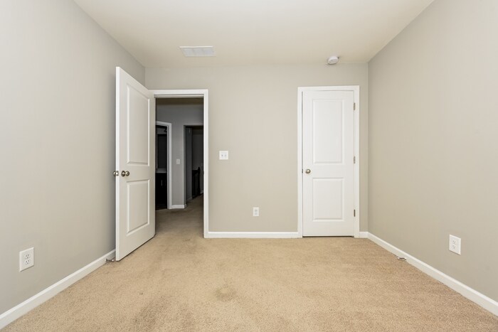 Building Photo - 2915 Emme Ct