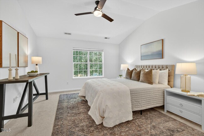 Building Photo - 3 Chownings St