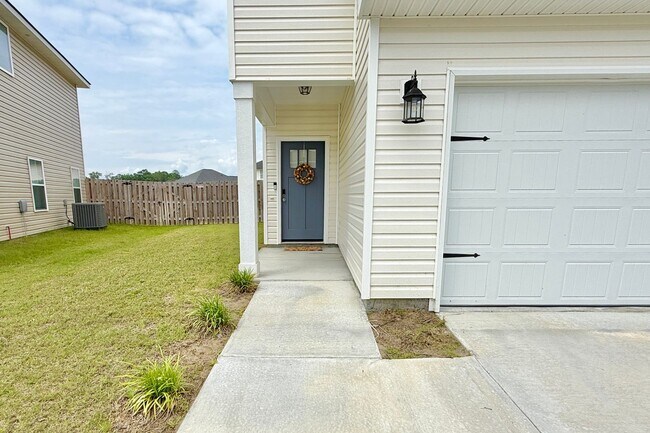 Building Photo - COMING JUNE 2026! (Small Pet Only)