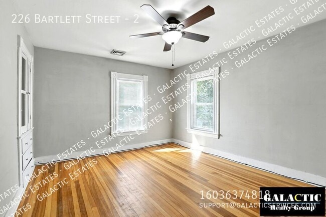 Building Photo - 226 Bartlett St