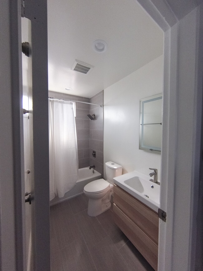 Upstairs Bathroom - 4556 W 163rd St