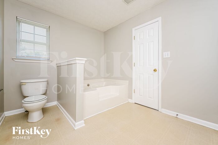Building Photo - 3781 Parnell Way