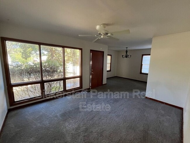 Building Photo - 3936 Austin Dr