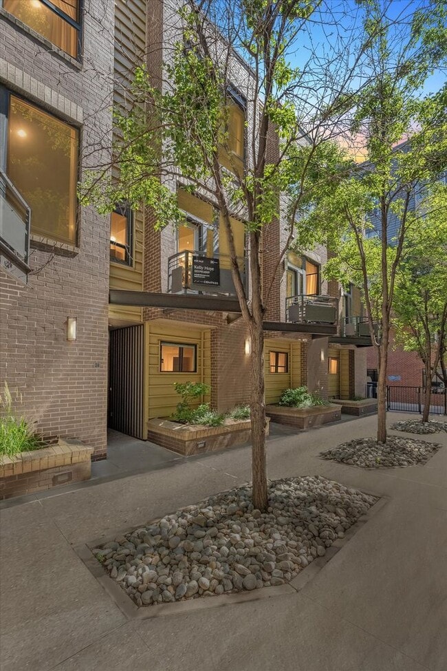 Building Photo - 2900 Inca St