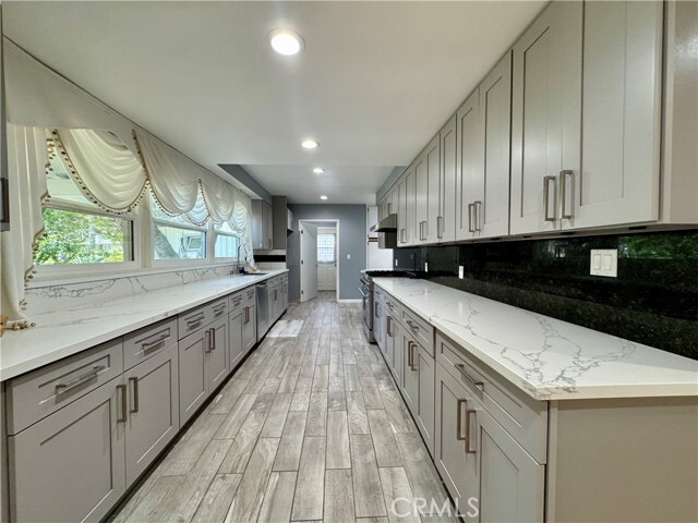 Building Photo - 3030 San Juan Dr