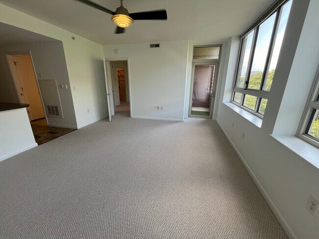 Building Photo - 350 G St SW