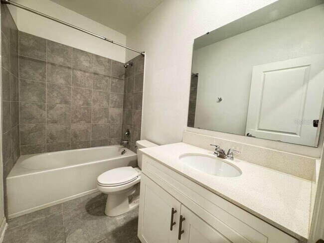 Building Photo - 7465 Stone Crk Trl