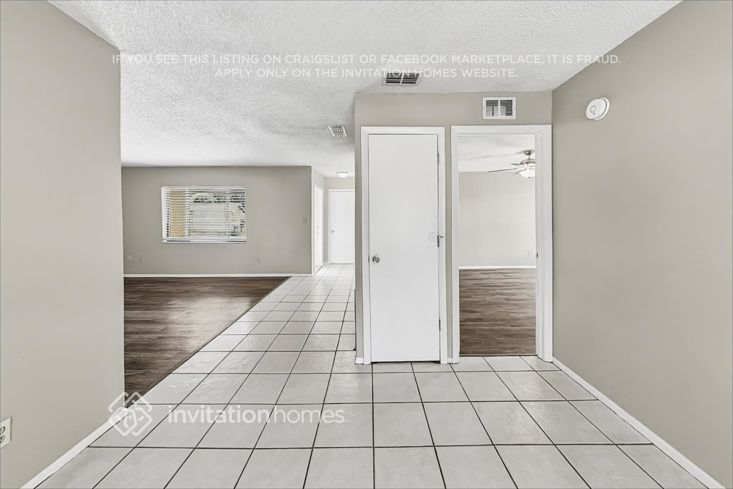Building Photo - 819 Centerwood Ct