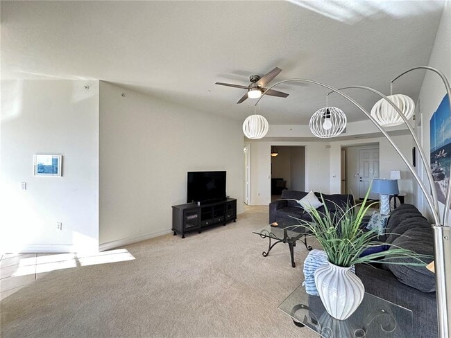 Building Photo - 98 Vivante Blvd