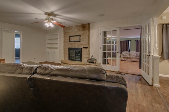 Building Photo - 4060 NW 60th St