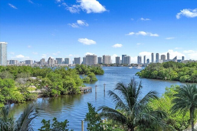 Building Photo - 16385 Biscayne Blvd