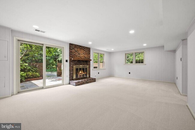 Building Photo - 6056 Morgan Ct