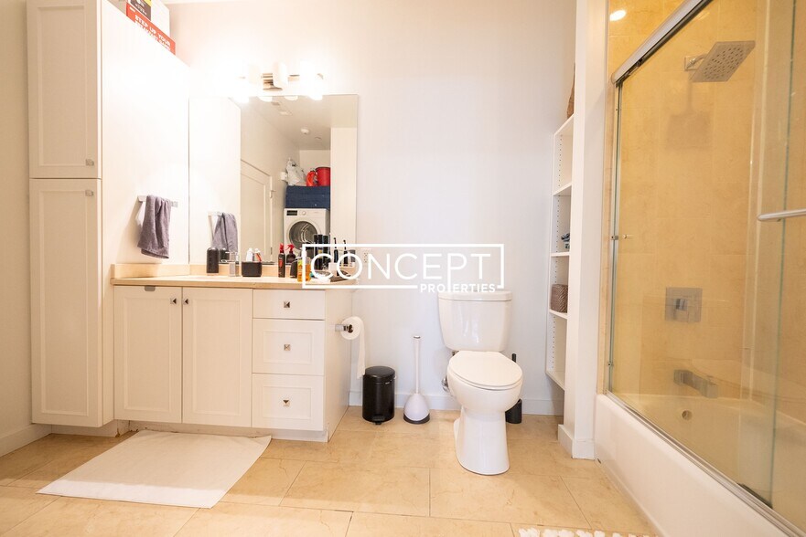 Building Photo - 9 Miner St