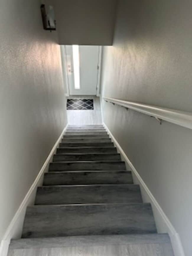 Building Photo - 2 bedroom / 2.5 bath new construction avai...