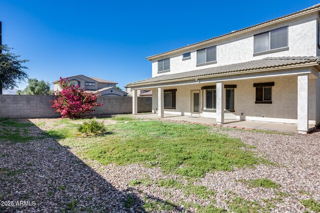 Building Photo - 17435 W Saguaro Ln