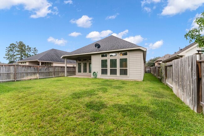 Building Photo - 156 Buckeye Dr