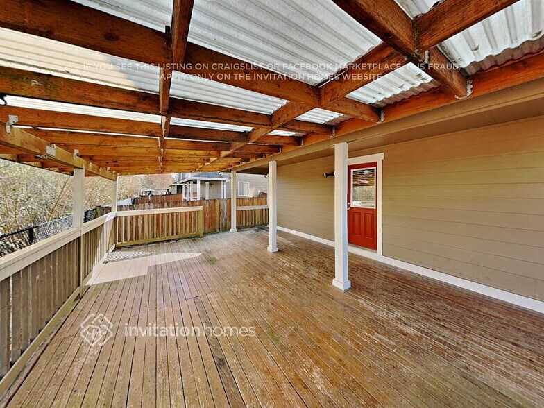 Building Photo - 4822 145th Pl NE