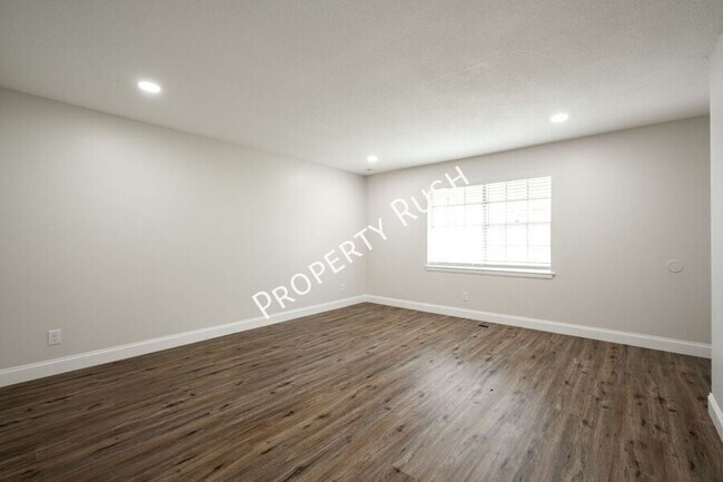 Building Photo - 7714 Nautical Way