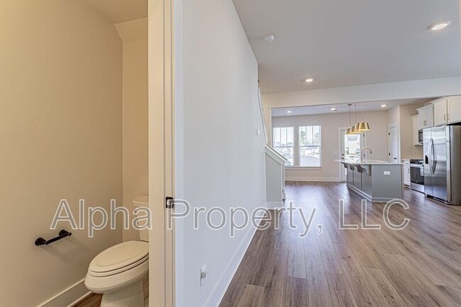 Building Photo - 451 Hazelcote Rd