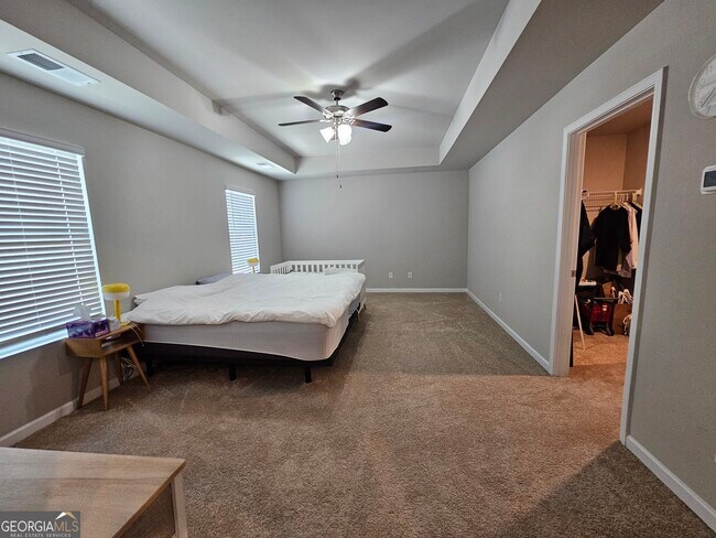 Building Photo - 52 White Spruce Wy