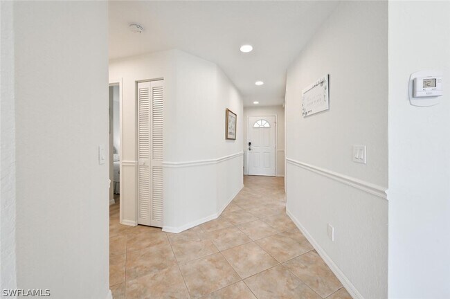 Building Photo - 515 Gabriel Cir