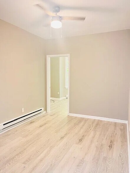 Building Photo - 1226 W Westmoreland St