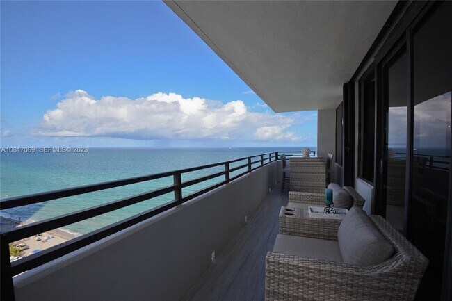 Building Photo - 3505 S Ocean Dr