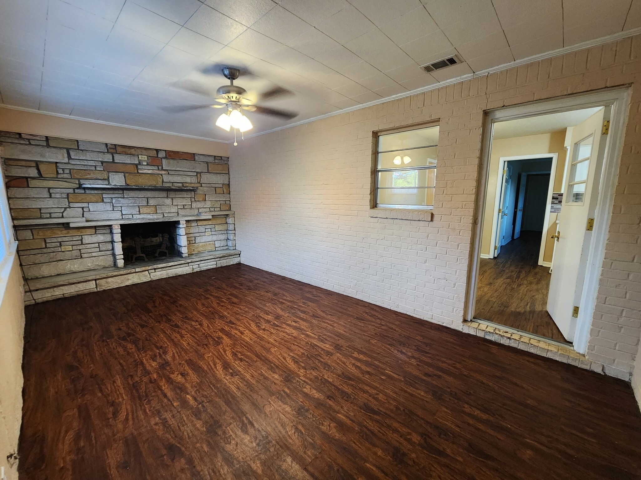 Building Photo - 6515 Forrest Rd