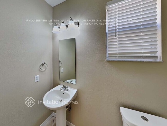 Building Photo - 1516 Blue Sky Way