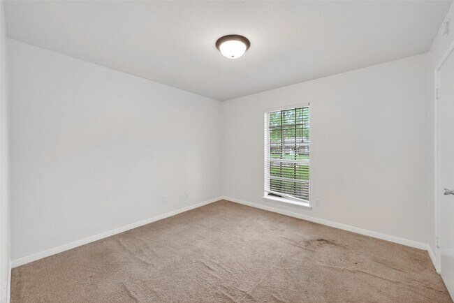 Building Photo - 12818 Westella Dr