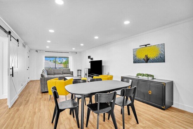 Building Photo - 1210 Sugar Sands Blvd