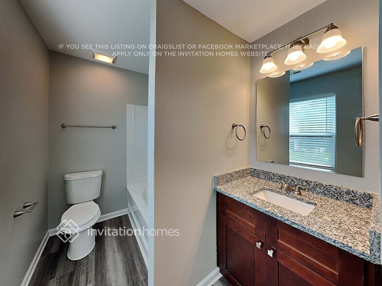 Building Photo - 516 Landis Oak Way