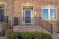 Building Photo - 9112 Kenway Ln