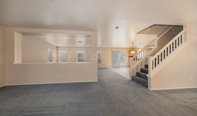 Building Photo - Spacious Home with Loft and Big Backyard